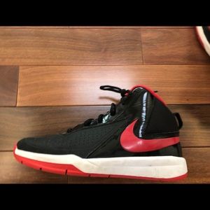 Nike High Tops Basketball Youth size 6.5 / 39